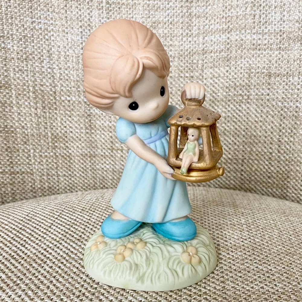 SOLD:🎀Precious Moments Disney Wendy🎀